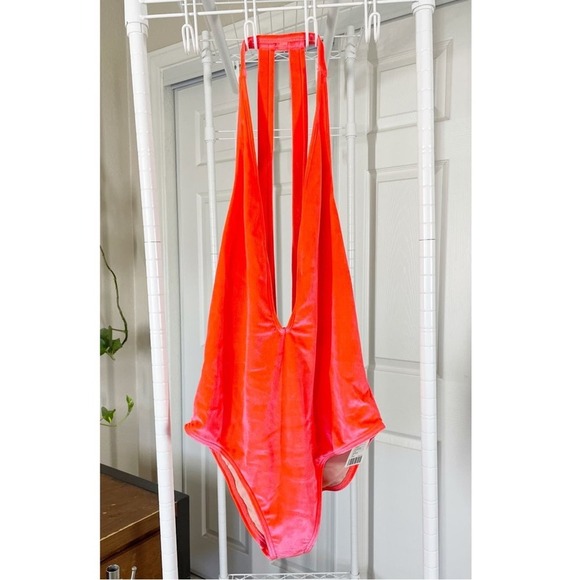 Urban Outfitters Out From Under Velvet Plunging Swimsuit One Piece - Picture 5 of 10